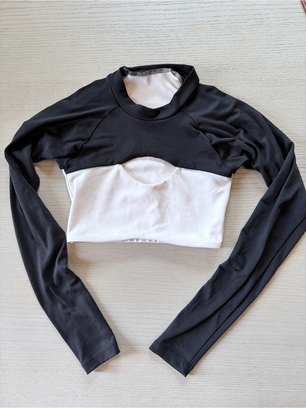 Five Dancewear Forward Long Sleeve Top (Five X Autumn) - Black - AXS